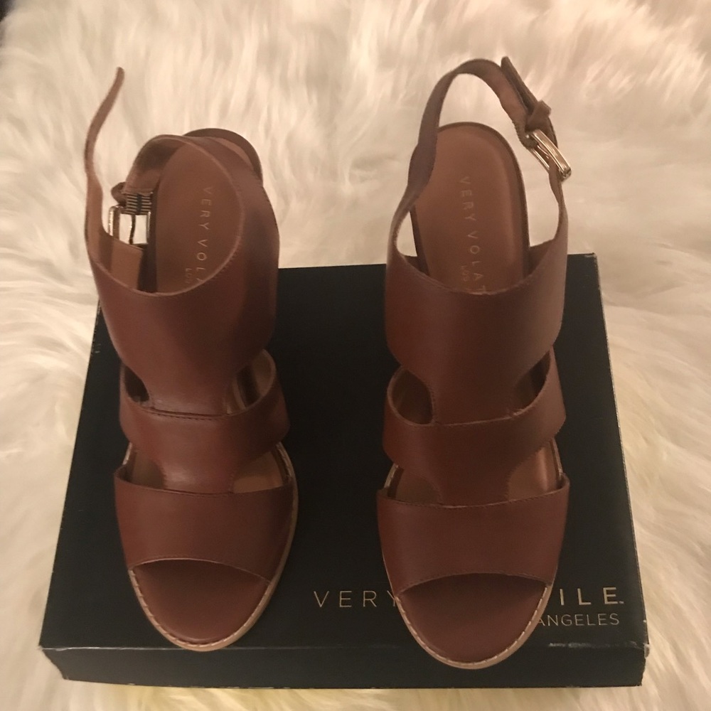 Very Volatile Los Angeles Wedges